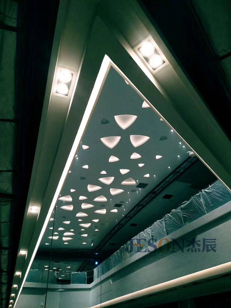 耀世娱乐不锈钢立柱