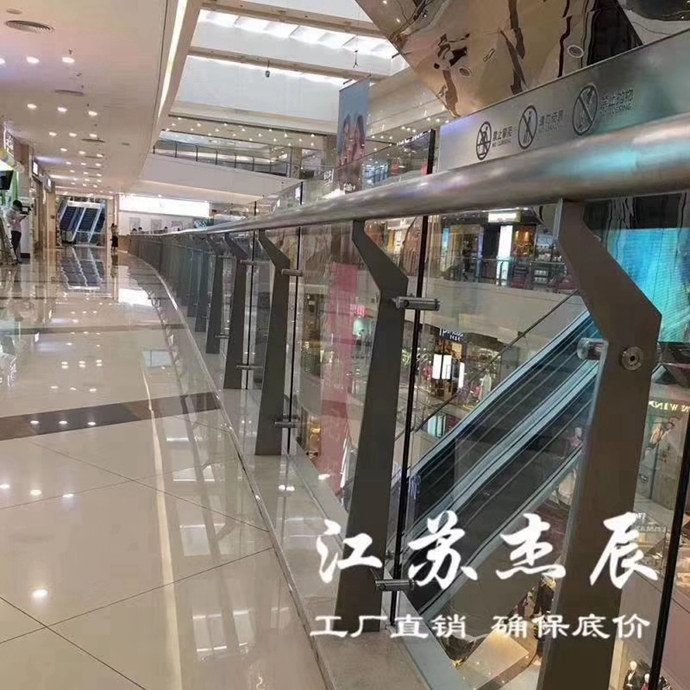 耀世娱乐五金立柱