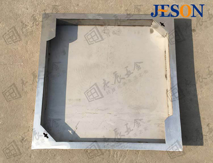 不锈钢包边井盖03